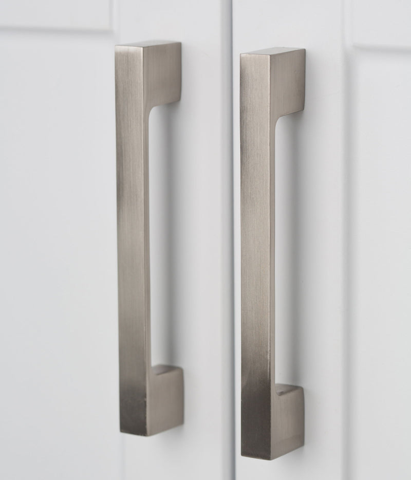 Hennessy - Deluxe Laundry Cabinet With Faucet And Stainless Steel Sink